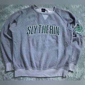 Harry Potter slytherin  Crew Neck Pull Over Sweatshirt Men’s L UNIVERSAL STUDIOS